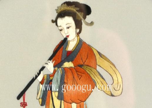 神態(tài)端莊、演繹樂曲!